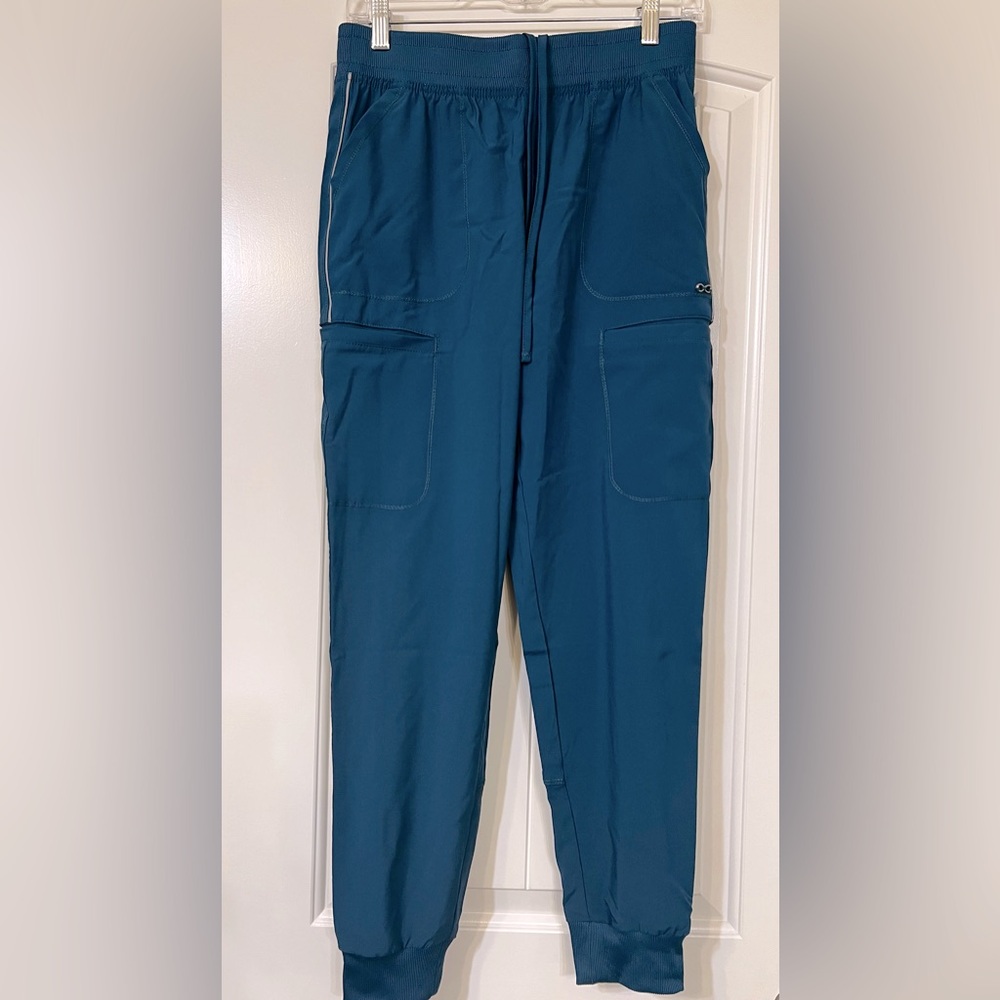 NWT Cherokee scrub jogger pants size Small